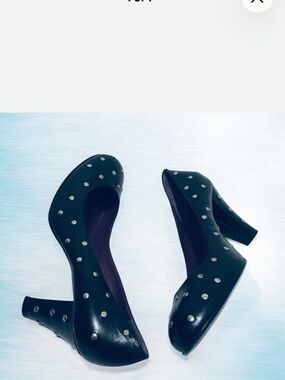 Marc Jacobs Italian Leather Black Pump Toes Shoes Size 40